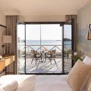 De La Hotel